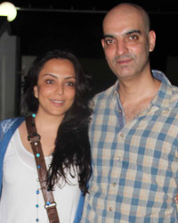 Abbas Tyrewala with wife Paakhi