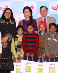 Tisca Chopra at The Godrej Easy Rahat Ek Abhiyan campaign for underprivileged kids