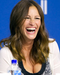 Actress Julia Roberts attends a news conference for the film 'August: Osage County' at the 38th Toronto International Film Festival