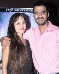 Gashmeer Mahajani and Girija Joshi