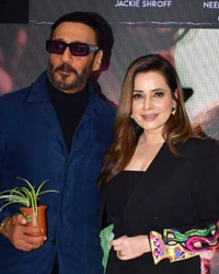 Jackie Shroff and Neelam Kothari