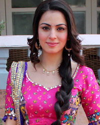 Shraddha Arya