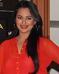 Sonakshi Sinha and Ajay Devgn