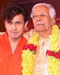 Sonu Nigam and Ustad Ghulam Mustafa Khan