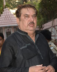 Raza Murad