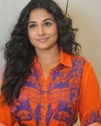 Vidya Balan Promotes 'Shaadi Ke Side Effects' at Radio Mirchi