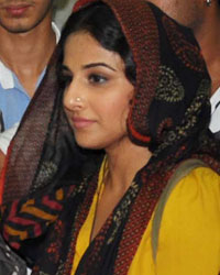 Vidya Balan visits Mahim Dargah for the success of her film Bobby Jasoos