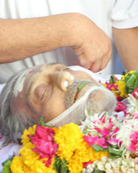 Vinod Khanna Funeral