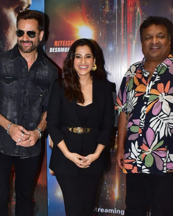 Kookie V Gulati, Fardeen Khan, Priya Bapat and Sanjay Gupta