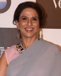 Shobha De