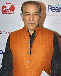 Dilip Tahil