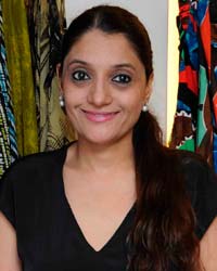 Renu Bothra and Yuvraj Malhotra host Resort Wear Preview at YOU