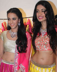 Swara Bhaskar and Sarah Jane Dias