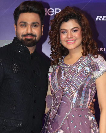 Palak Muchhal, Mithoon