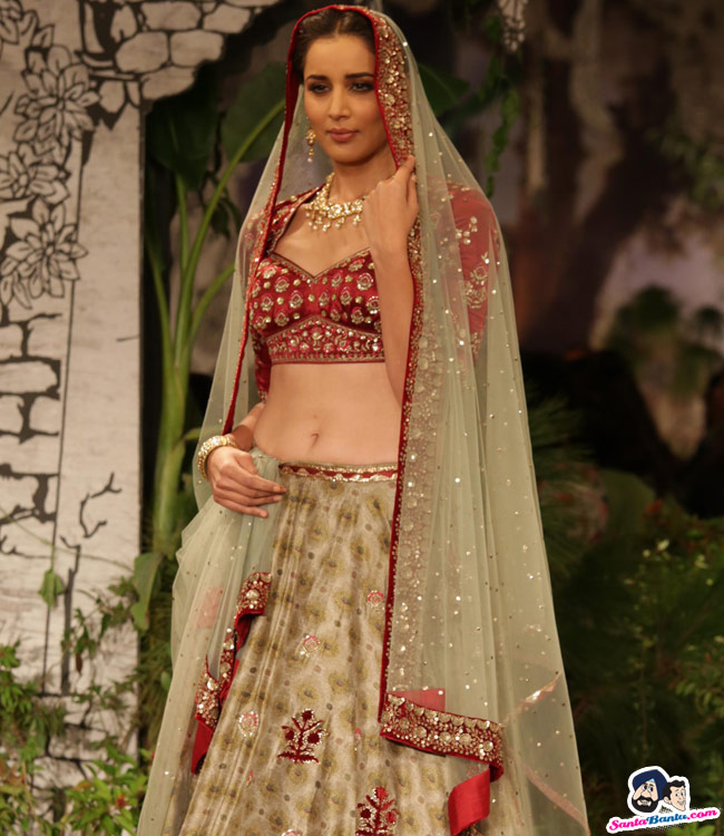 Anju Modi Show at ICW  2017