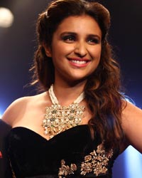 Parineeti Chopra at BG Jewellers Show at IIJW 2014