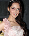 Shazahn Padamsee at Blenders Pride Fashion Tour 2012 Preview