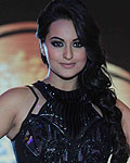 Sonakshi Sinha at Blenders Pride Fashion Tour 2012