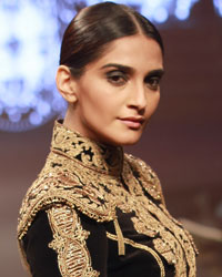 Sonam Kapoor at Blenders Pride Fashion Tour 2016 Gurgaon