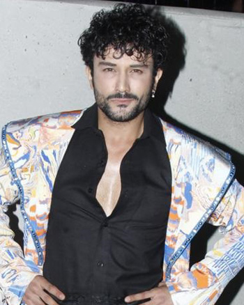 Blenders Pride Fashion Tour 2025 Blenders Pride Fashion Tour 2025