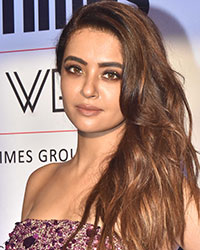 Surveen Chawla at Bombay Times Fashion Week 2018