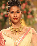 Nethra Raghuraman at Bridal Fashion Week 2012