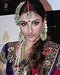 Soha Ali Khan at Bridal Fashion Week 2012