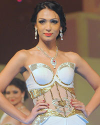 Shamita Singha at Bullion Summit Fashion Show