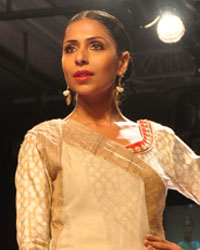 Candice Pinto Candice Pinto