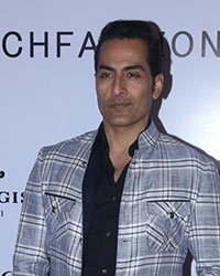 Sudhanshu Pandey at Exhibit India Fashion Tour