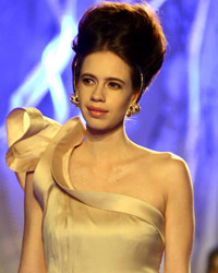 Kalki Koechlin at Gaurav Gupta Show at AIFW 2015