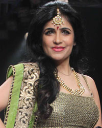 Shibani Kashyap at Gitanjali Gems Show at IIJW 2015