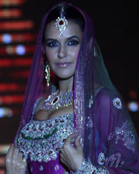 Neha Dhupia at Gitanjali Show at IIJW 2014