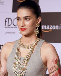 Kriti Sanon at Guests at AIFW 2015