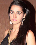 Shruti Seth at Guests at IIJW 2012