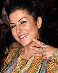 Hard Kaur at Guests at IIJW 2012