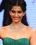 Sonam Kapoor at IIJW 2012