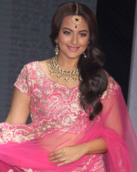 Sonakshi Sinha at India Bridal Fashion Week 2015 Press Meet