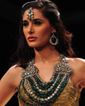 Nargis Fakhri at India International Jewellery Week 2012