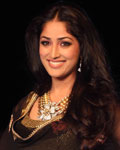 Yami Gautam at India International Jewellery Week 2012