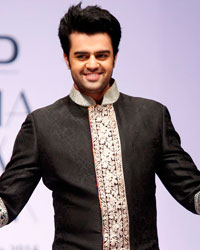 Manish Paul at India Runway Week Winter Festive 2014