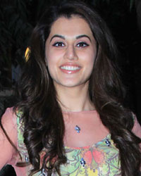 Taapsee Pannu at Kanika Kedia Launches her SS Collection 2015