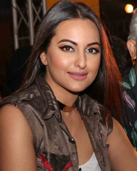 Sonakshi Sinha at LFW Summer Resort 2017