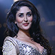 Kareena Kapoor at LFW Winter-Festive-2011