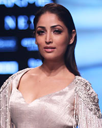 Yami Gautam at Lakme Fashion Week 2018