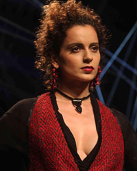 Kangana Ranaut at Lakme Fashion Week Winter Festive 2016