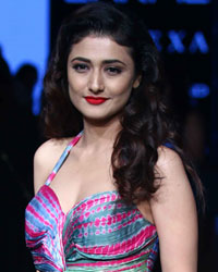 Ragini Khanna at Lakme Fashion Week Winter Festive 2017