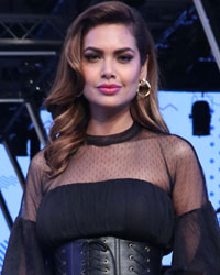 Esha Gupta at Lakme Fashion Week Winter Festive 2017