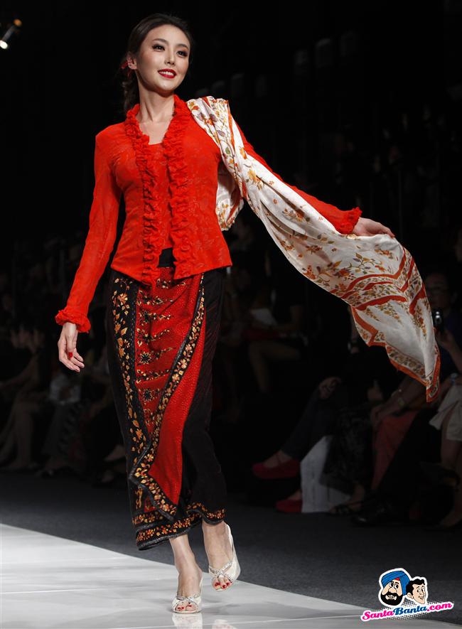 Mercedes Benz Fashion Week-2012