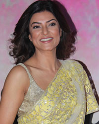 Sushmita Sen at Mijwan Fashion Show 2017